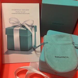 Tiffany & Co. Paloma Picasso Olive Leaf Stud Earrings in Yellow Gold with Pearls